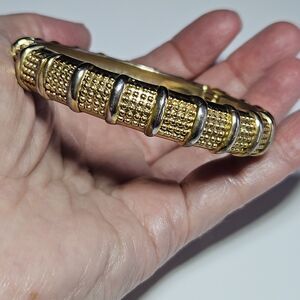 Cookie Lee Gold Tone Textured Hinge Bangle Bracelet Approx 7.5"